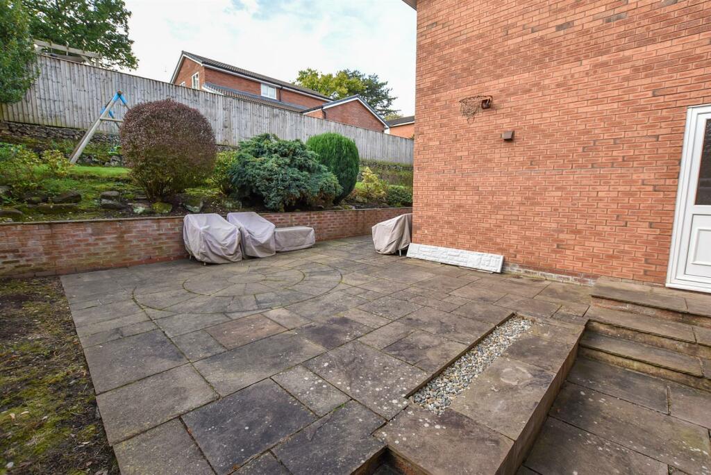 Additional property image - Ormesby Grove, Raby Mere