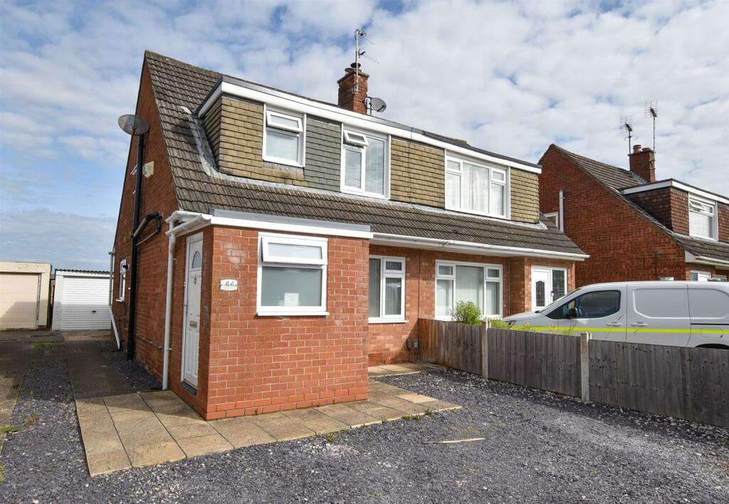 3 bedroom semidetached house for sale in Argyll Avenue, Eastham, CH62