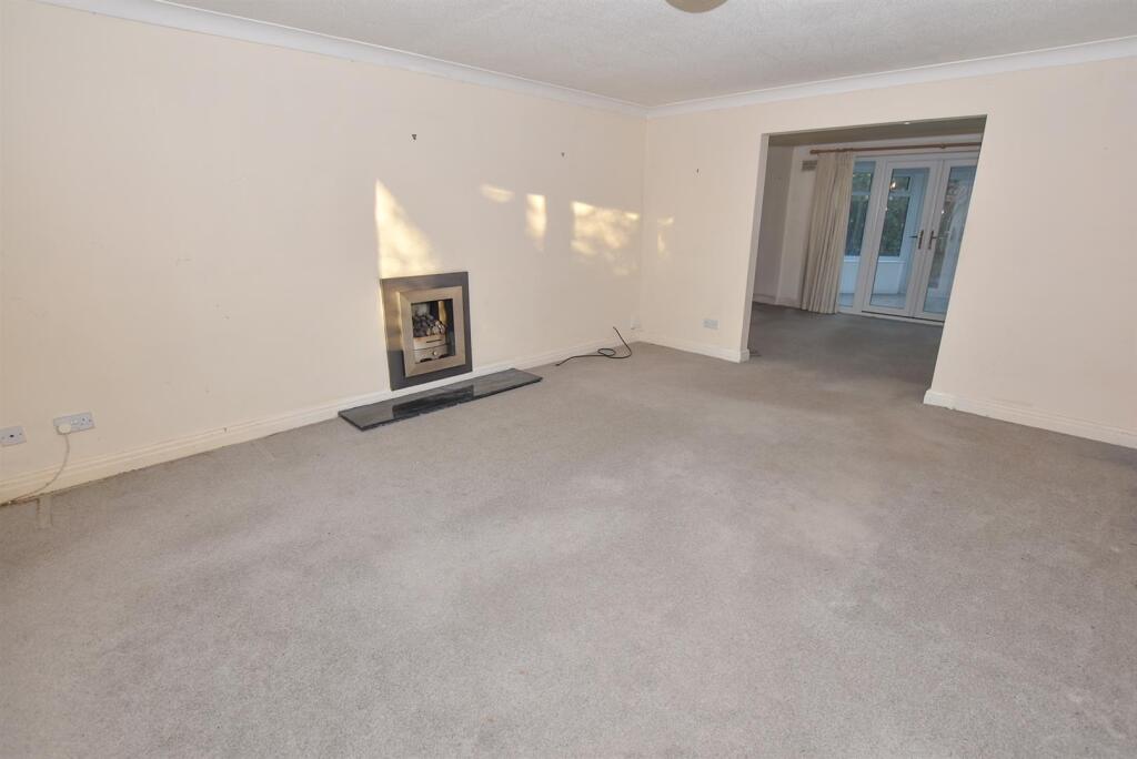 Additional property image - Plymyard Avenue, Bromborough