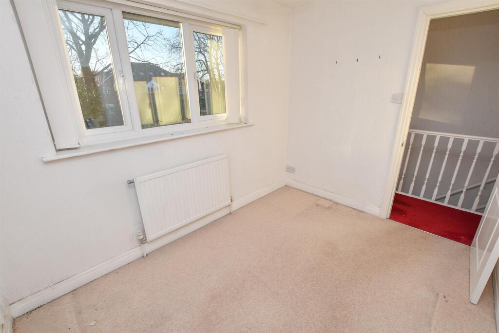 Additional property image - Plymyard Avenue, Bromborough