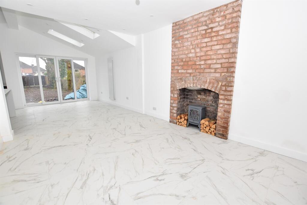 Additional property image - Greenfields Avenue, Bromborough