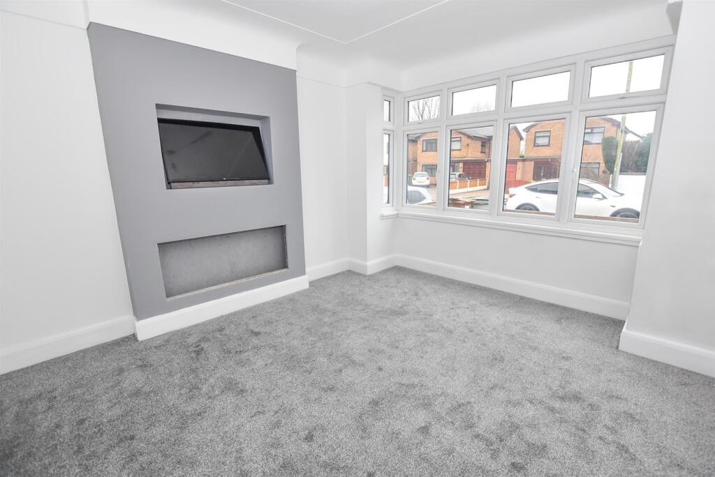 Additional property image - Greenfields Avenue, Bromborough
