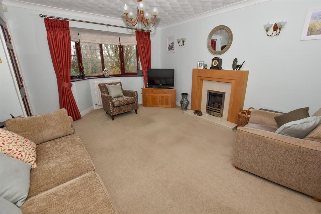 Additional property image - Kingsbrook Way, Bebington