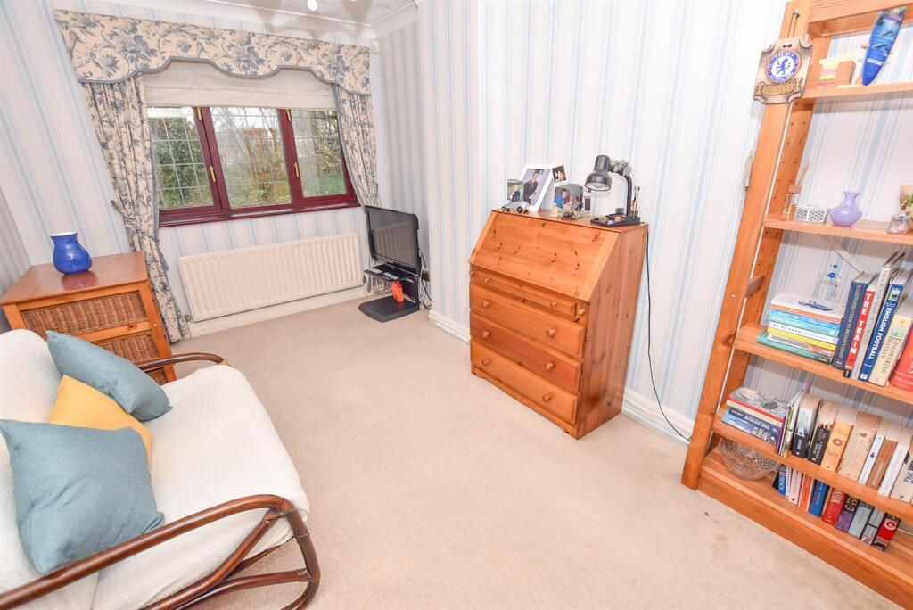 Additional property image - Kingsbrook Way, Bebington