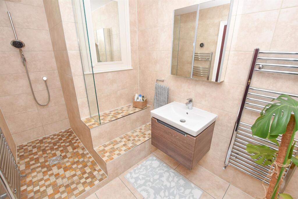 Additional property image - Kingsbrook Way, Bebington