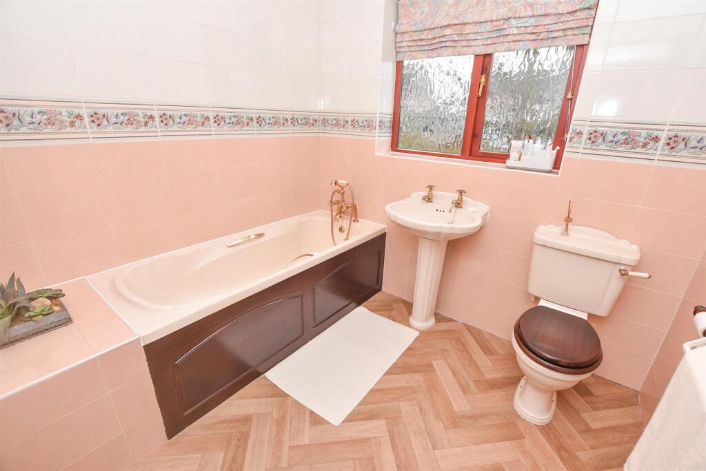 Additional property image - Kingsbrook Way, Bebington