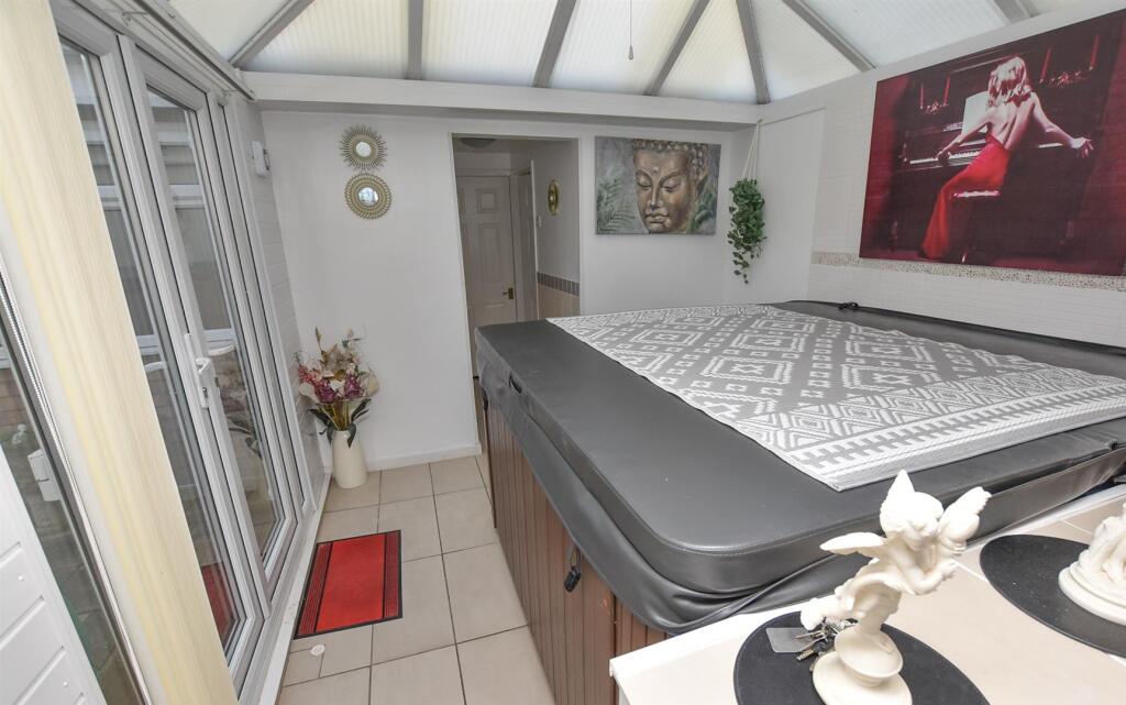 Additional property image - Renfrew Avenue, Eastham
