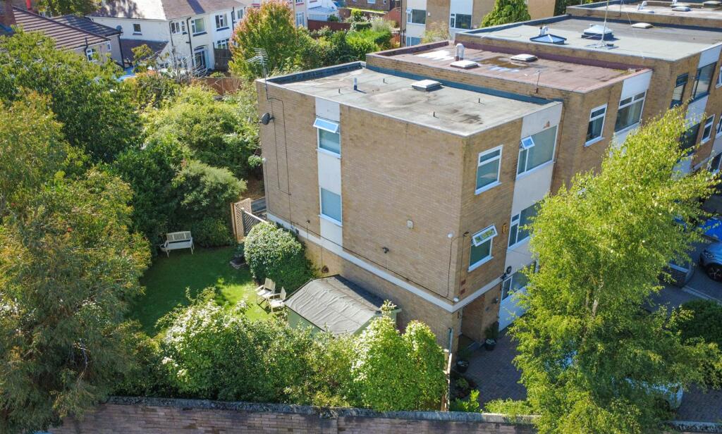 Main image of property: Galtres Park, Bebington