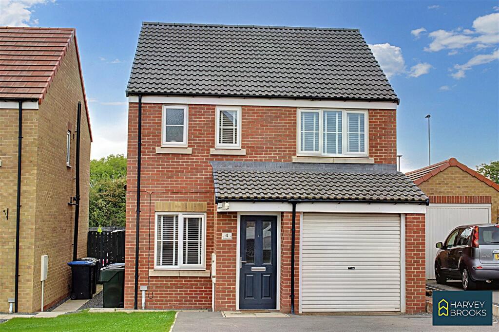 3 bedroom detached house for sale in Brookes Lane, Hemlington, TS8