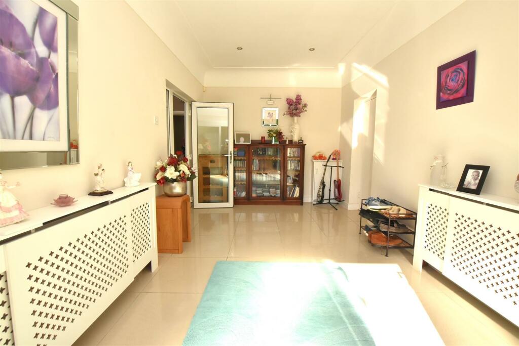 Additional property image - Ringwood, Prenton