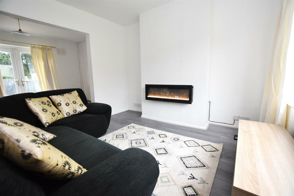 Additional property image - Robin Way, Woodchurch