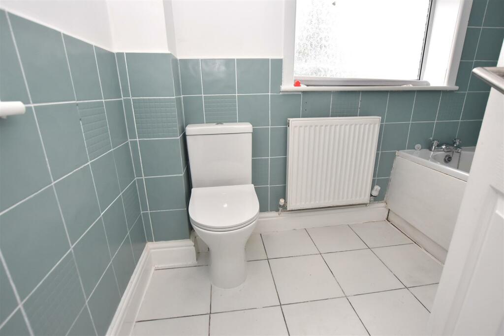 Additional property image - Robin Way, Woodchurch