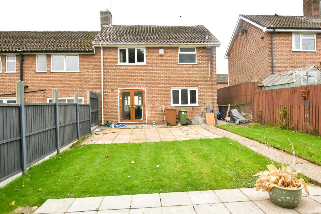 Additional property image - Robin Way, Woodchurch