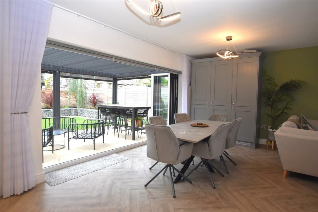 Additional property image - Jane Grove, Storeton, Wirral