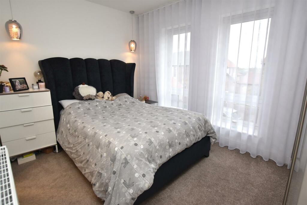 Additional property image - Jane Grove, Storeton, Wirral