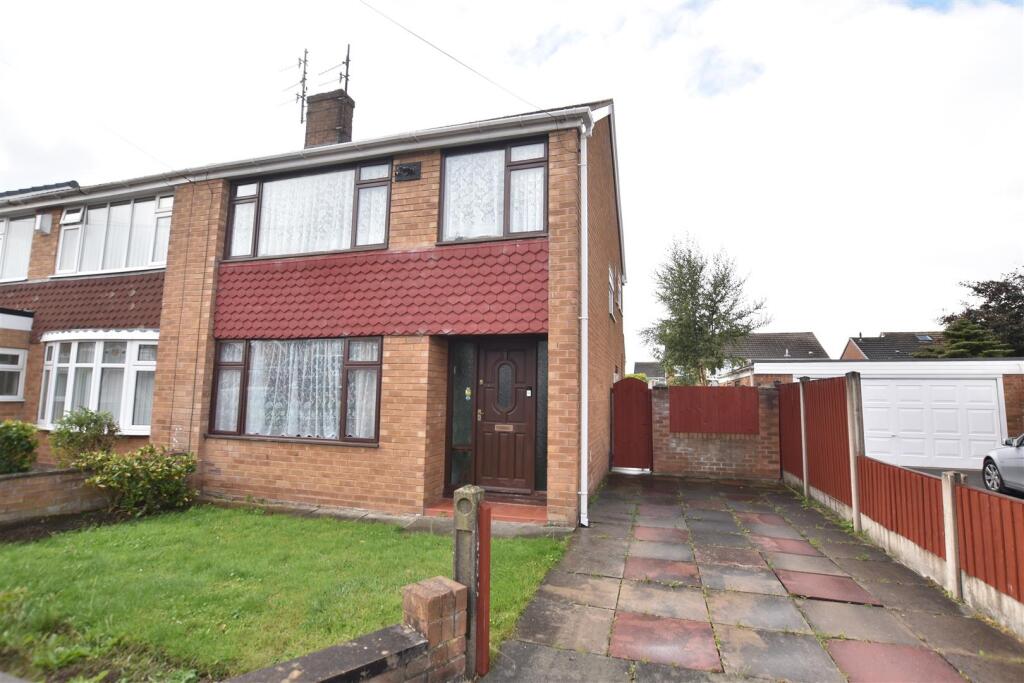 Main image of property: Stretton Close, Prenton