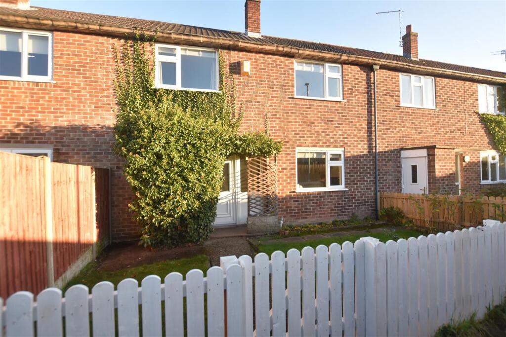 Main image of property: Fairview Close, Oxton