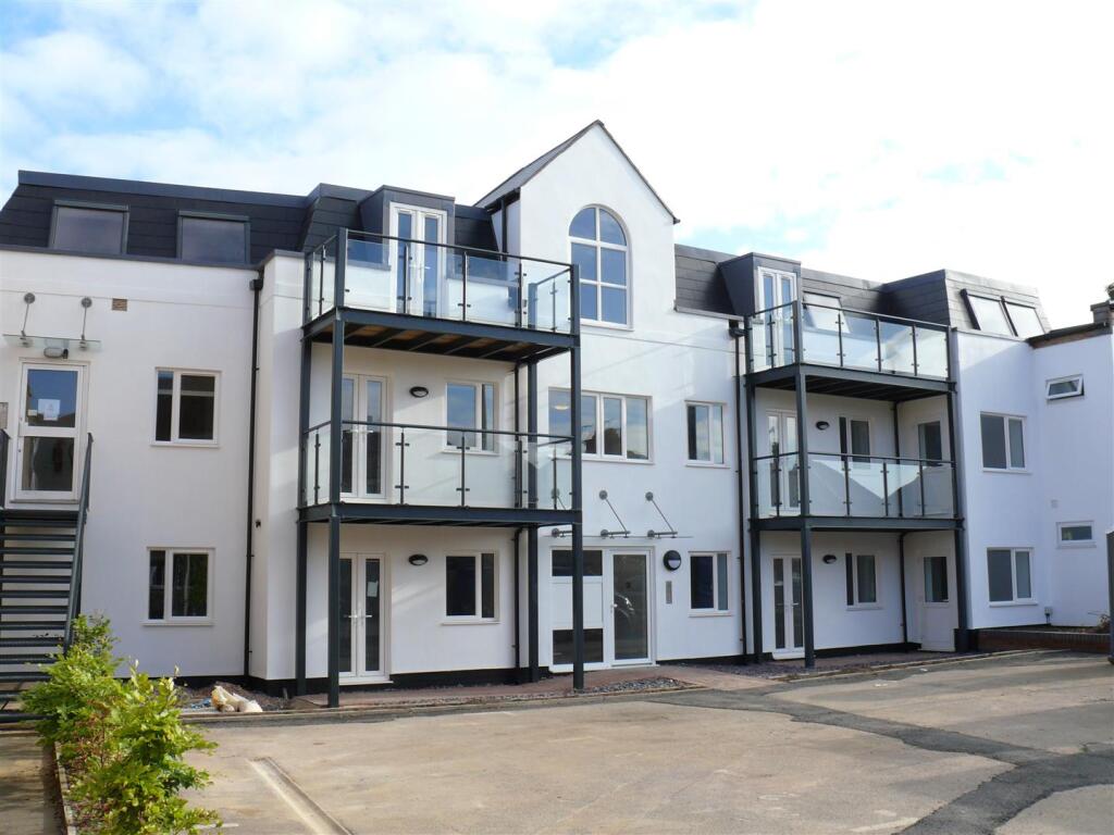 Main image of property: COWLEY, OXFORD EPC RATING C