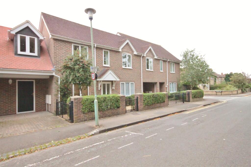 Main image of property: NORTH OXFORD