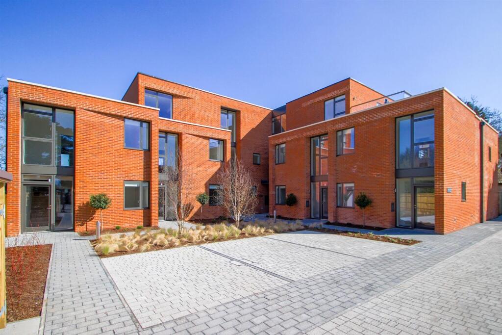 Main image of property: OXFORD EPC RATING C