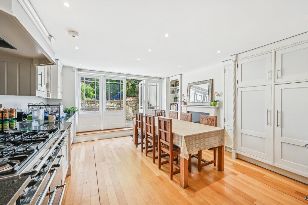Main image of property: Parsons Green Lane, Fulham