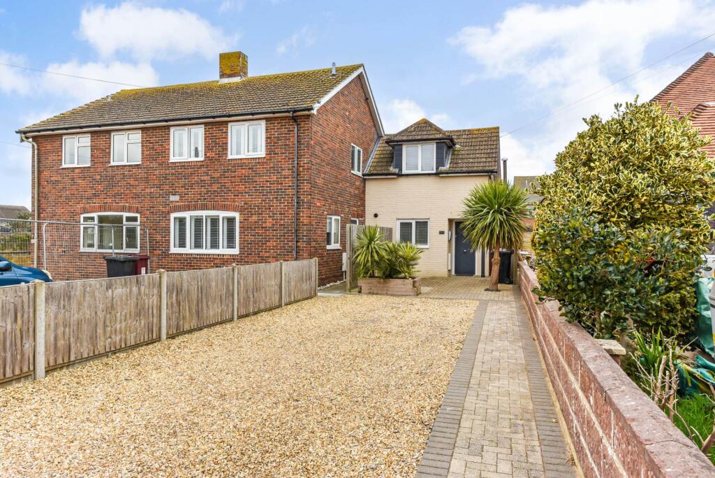 Main image of property: Oakfield Avenue, East Wittering, West Sussex, PO20