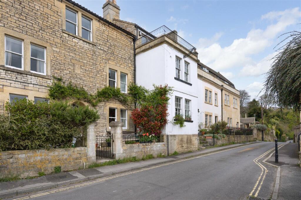 2 bedroom maisonette for sale in Newtown, Bradford on Avon, Wiltshire, BA15