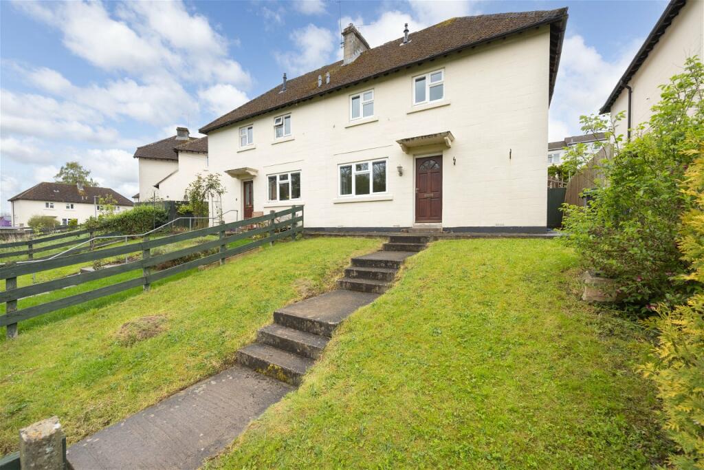 2 bedroom semidetached house for sale in Pockeridge Road, Corsham