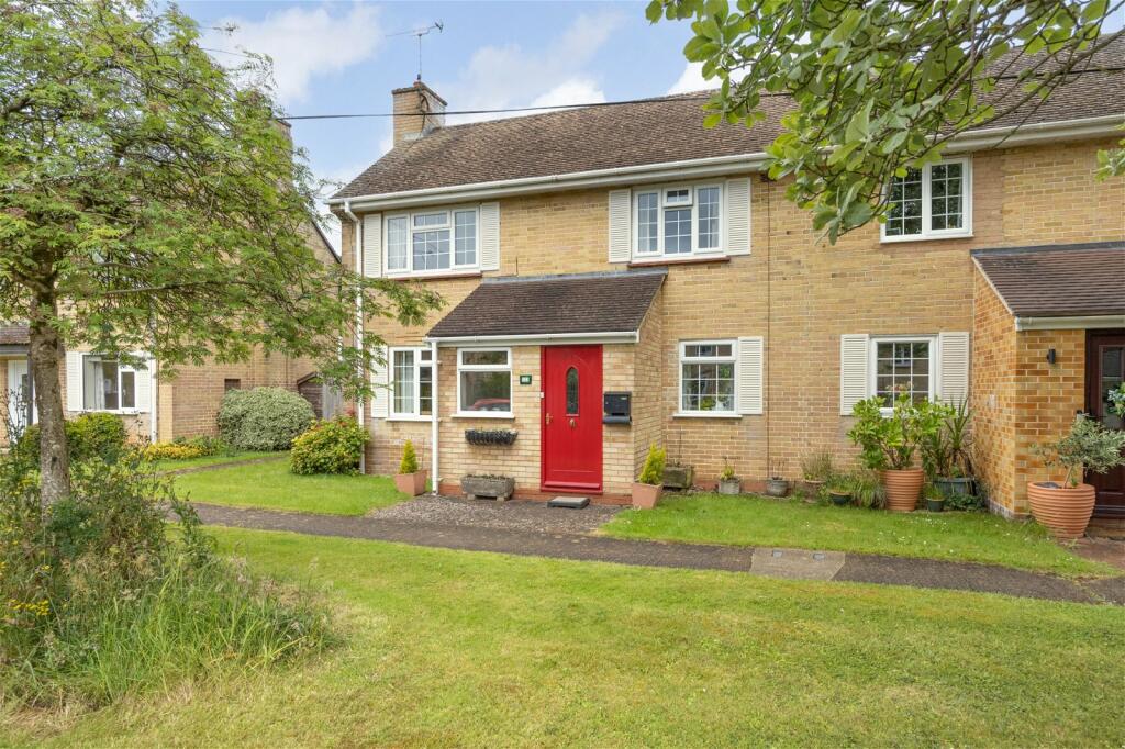 3 bedroom semidetached house for sale in Fair View, Colerne, Wiltshire