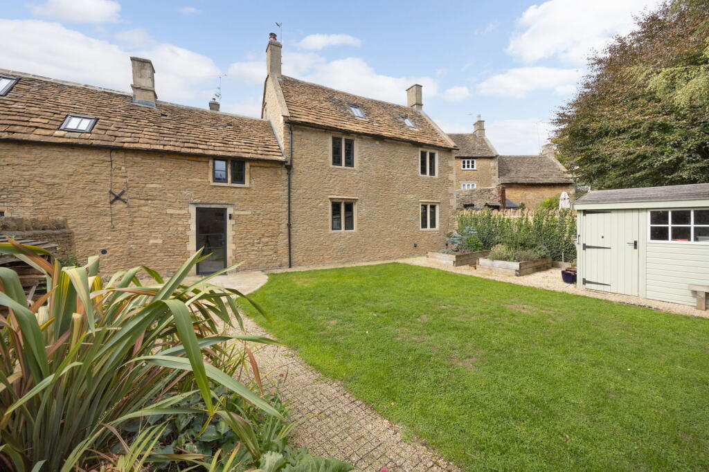 Main image of property: Pickwick, Corsham, SN13 0HZ