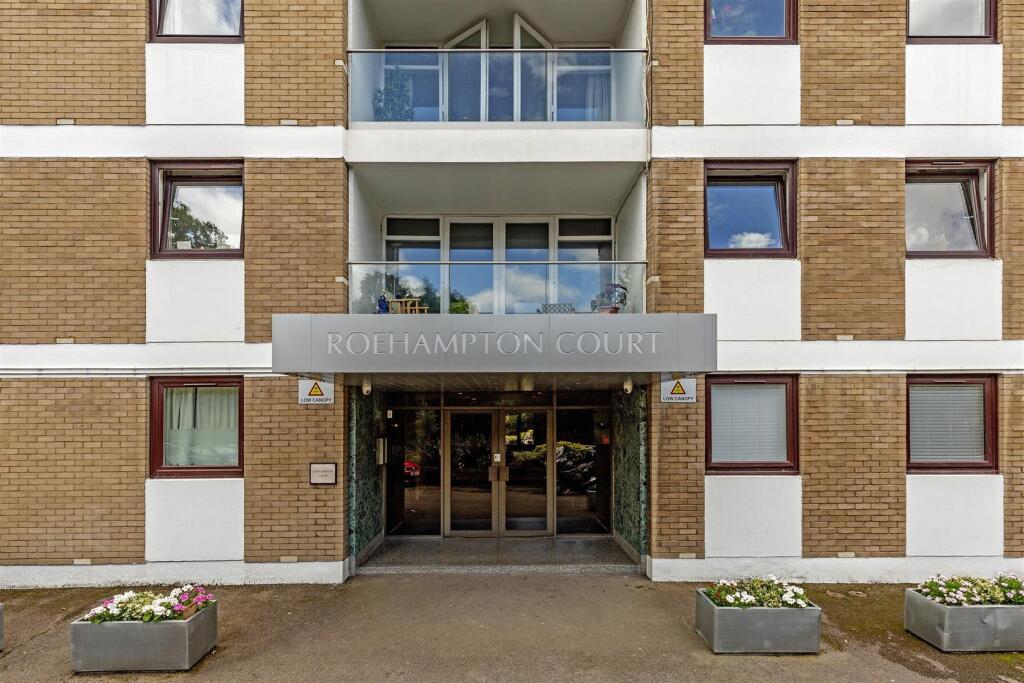 Main image of property: Flat 3, Roehampton Court, London