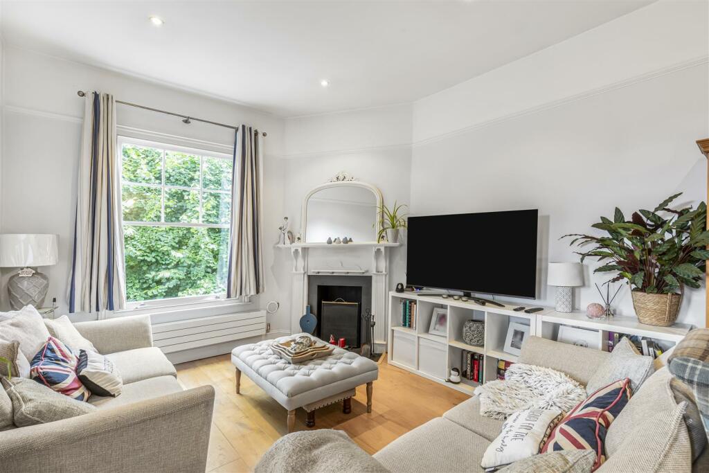 Main image of property: Sheengate Mansions, East Sheen, SW14