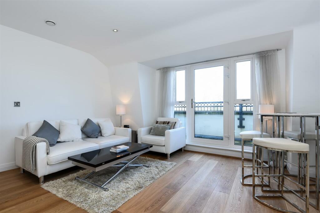 Main image of property: Wadham Mews, Mortlake, SW14