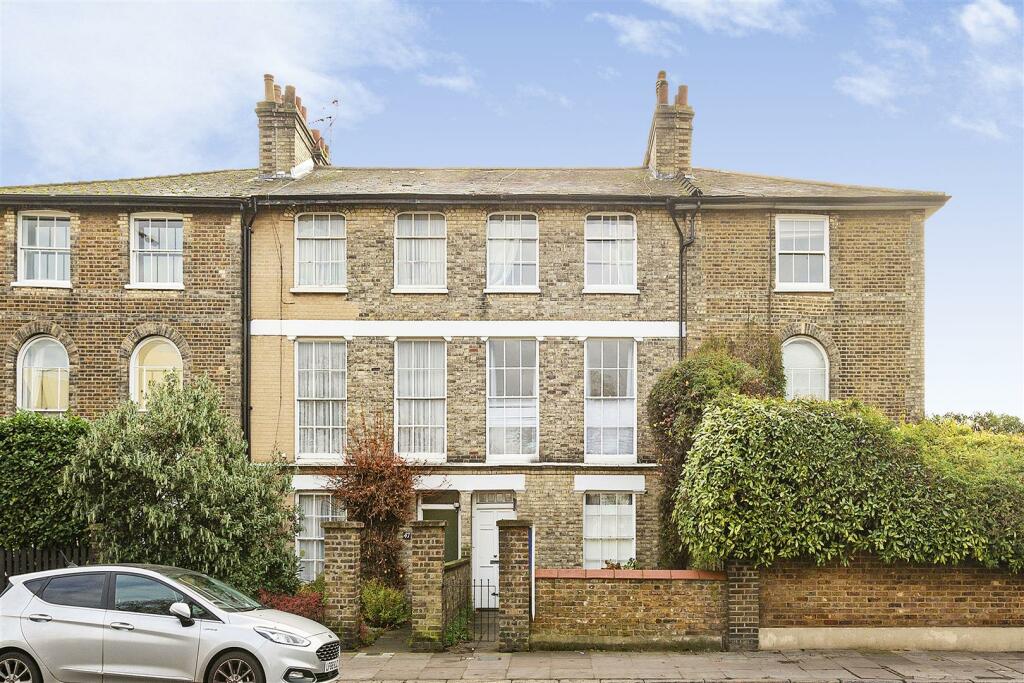 Main image of property: Lower Richmond Road, Mortlake, SW14