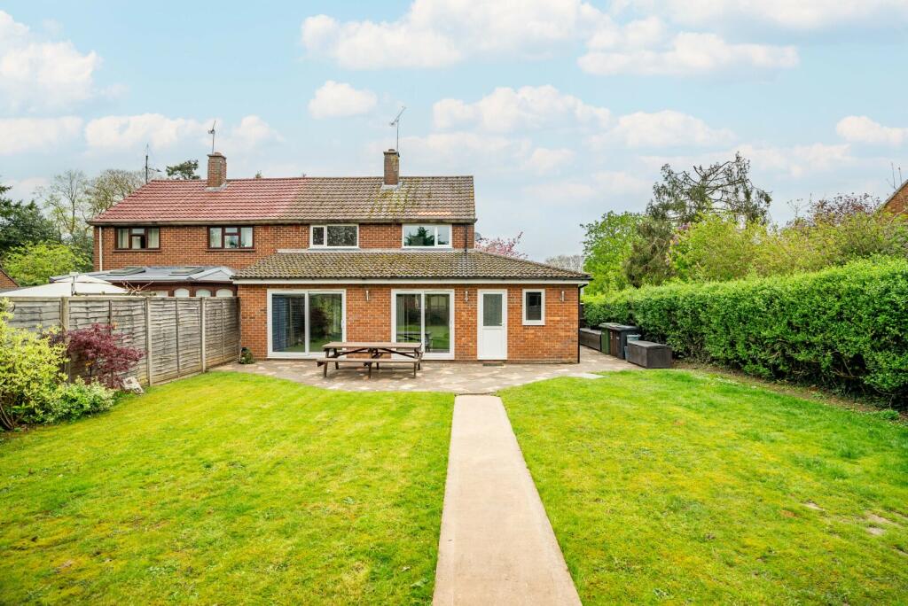 Additional property image - Fellowes Lane, Colney Heath, St. Albans, Hertfordshire, AL4