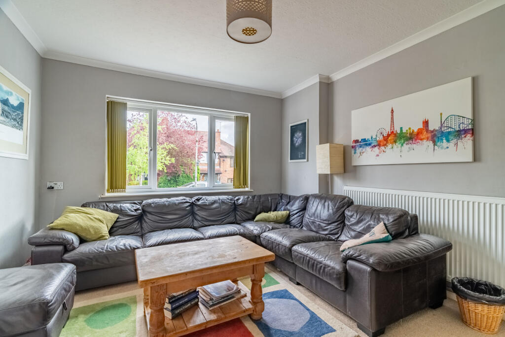 Additional property image - Pondfield Crescent, St. Albans, Hertfordshire, AL4