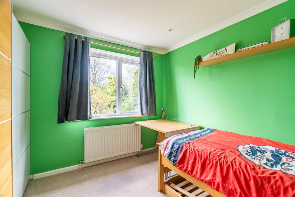 Additional property image - Pondfield Crescent, St. Albans, Hertfordshire, AL4