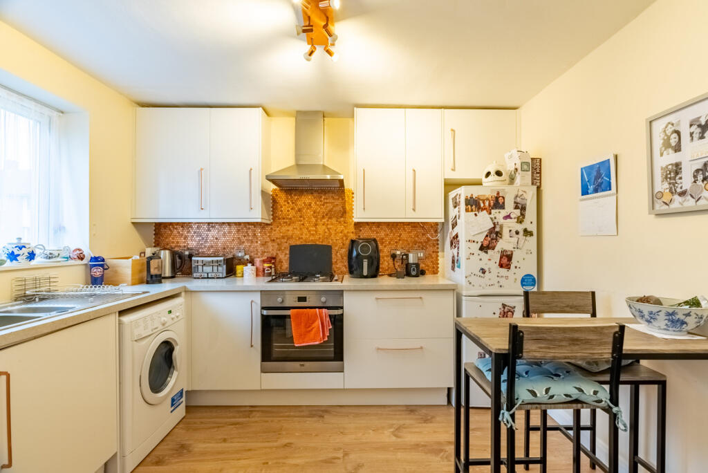 Additional property image - Hughenden Road, St Albans, Hertfordshire, AL4