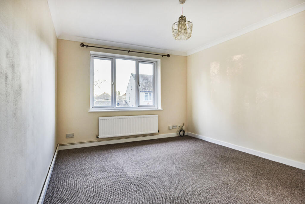 Additional property image - The Acorns, Wynchlands Crescent, St. Albans, Hertfordshire, AL4