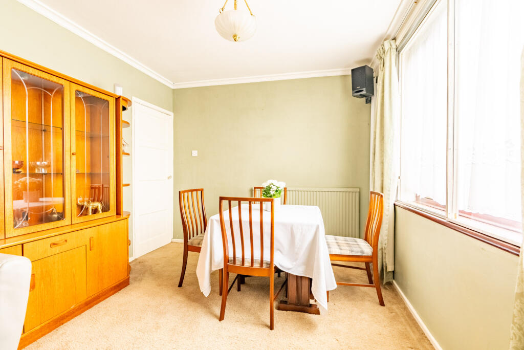 Additional property image - St. Leonards Crescent, Sandridge, St. Albans, AL4