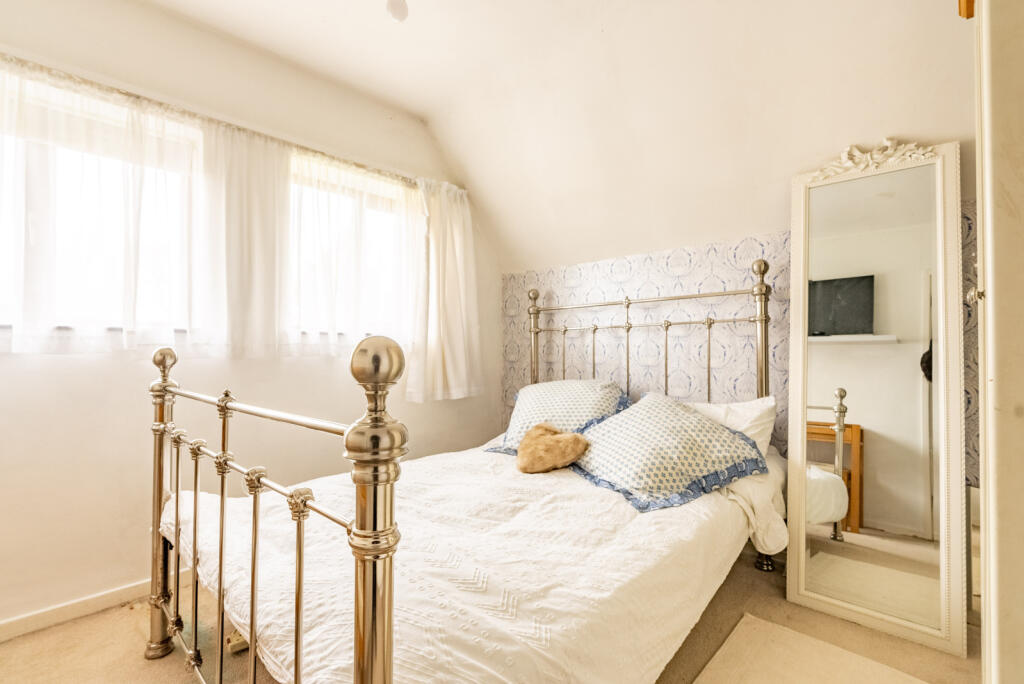 Additional property image - St. Leonards Crescent, Sandridge, St. Albans, AL4
