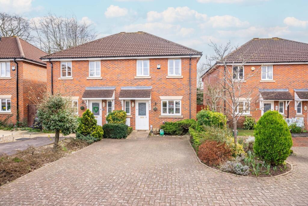 Main image of property: Chester Gibbons Green, London Colney, St. Albans, Hertfordshire, AL2