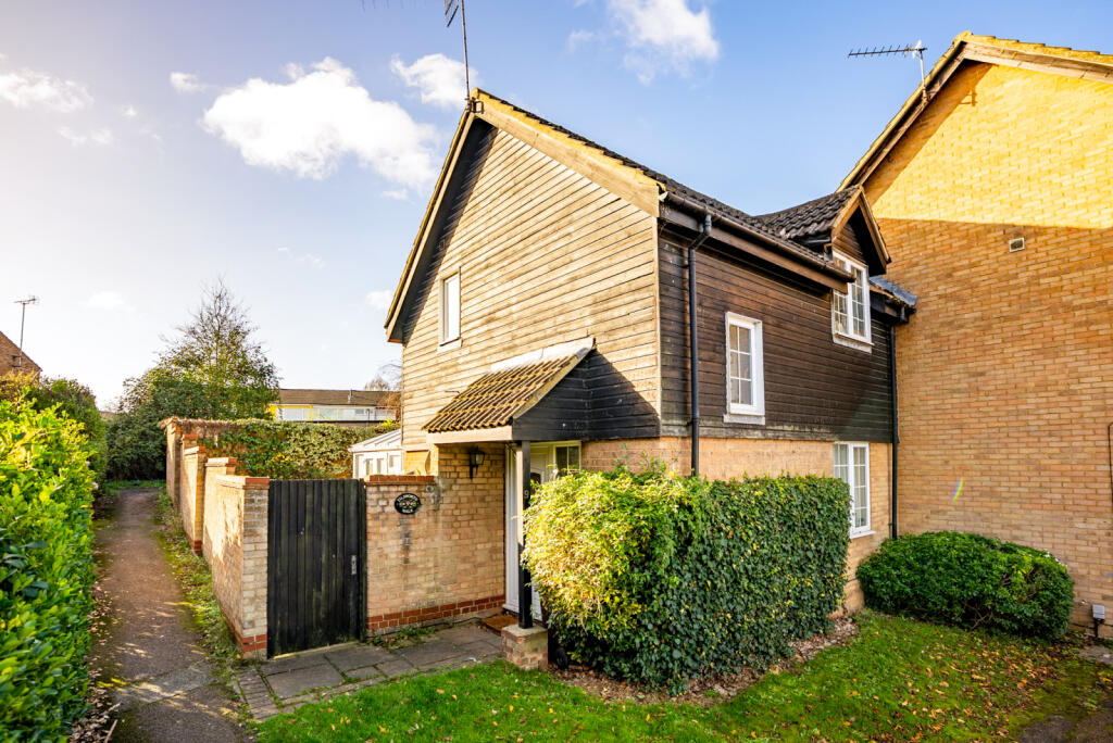 Main image of property: Tilsworth Walk, St. Albans, Hertfordshire, AL4