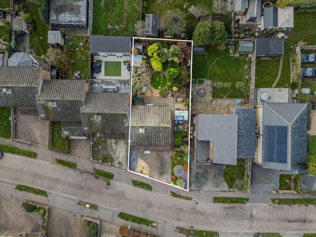 Main image of property: Hall Gardens, Colney Heath, St. Albans, Hertfordshire, AL4