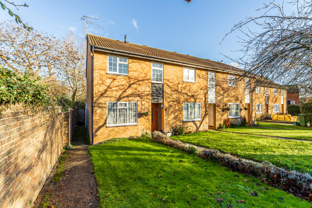 Main image of property: Craiglands, St. Albans, Hertfordshire, AL4