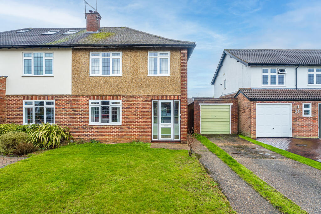 Main image of property: Hazelmere Road, St. Albans, Hertfordshire, AL4