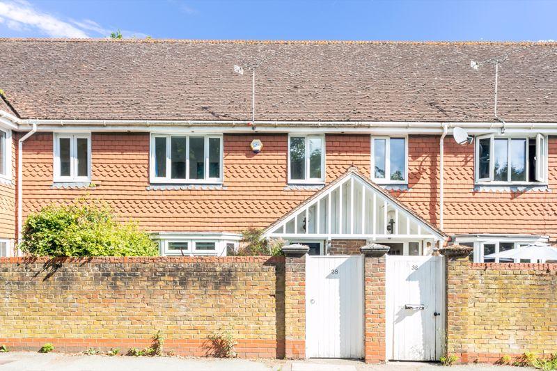 3 bedroom terraced house for sale in Park Road, East Grinstead, West