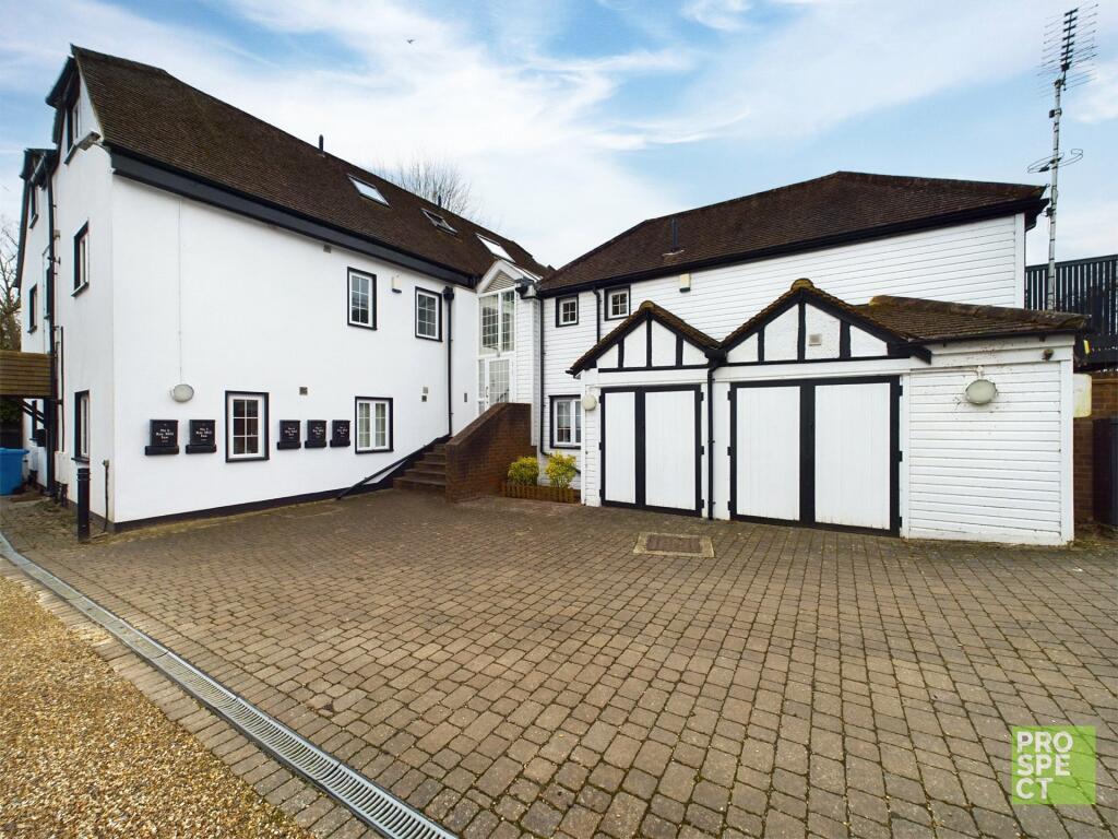 2 bedroom for sale in Boulters Lock Island, Maidenhead