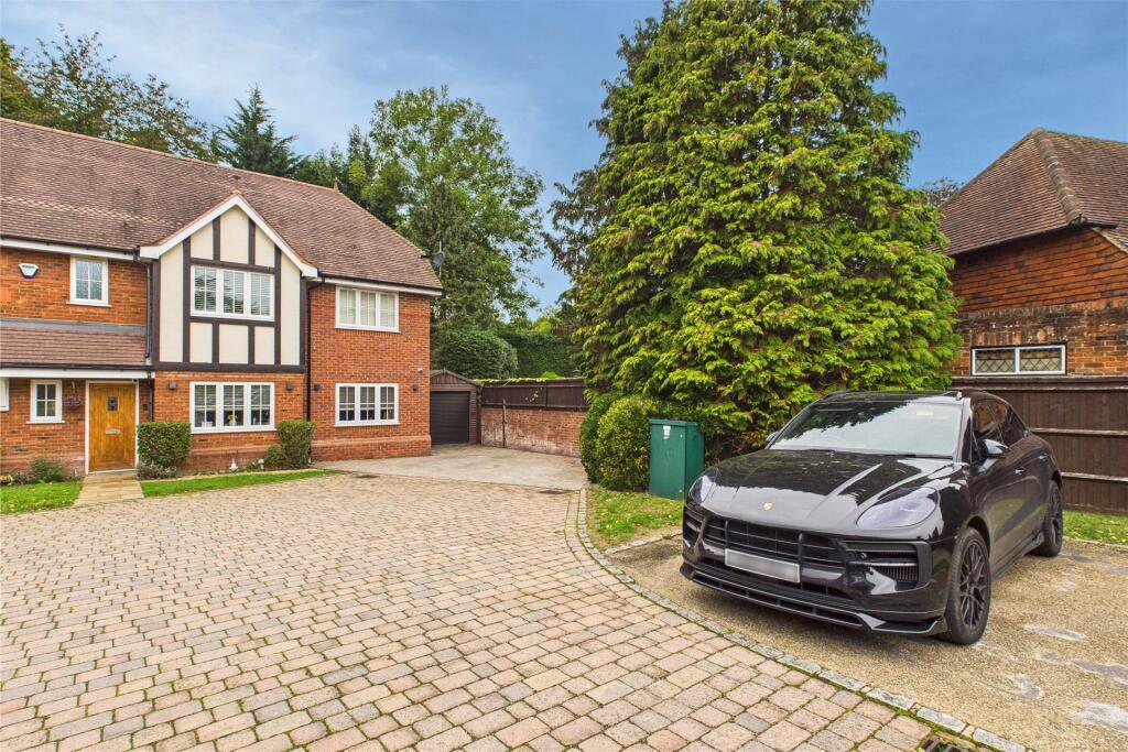Main image of property: Winbury Place, Maidenhead, Berkshire, SL6