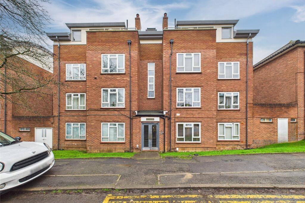 Main image of property: Courtlands, Maidenhead, Berkshire, SL6